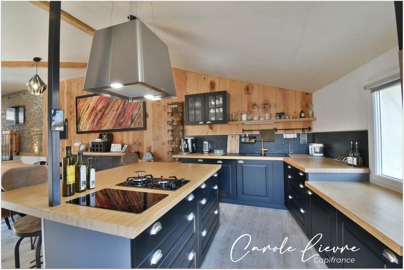 Maison - 147 m² - 5 pièces