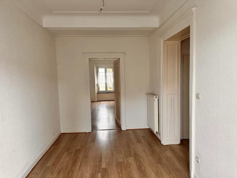 Maison - 400 m² - 12 pièces