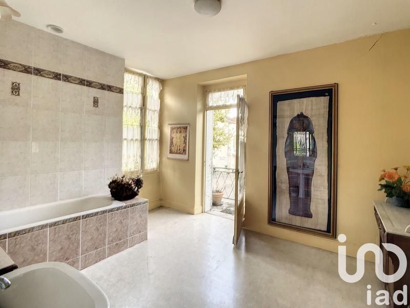 Maison de village - 225 m² - 10 pièces