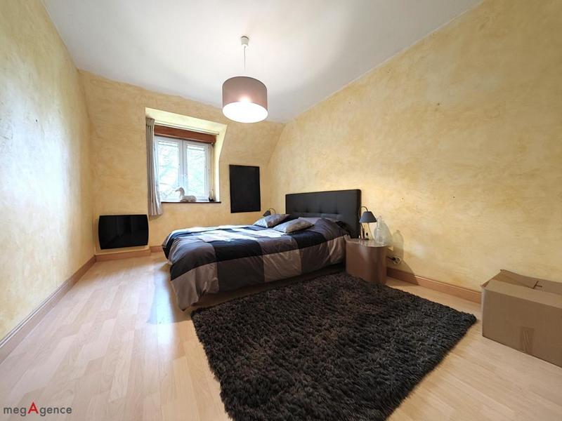 Maison - 200 m² - 6 pièces