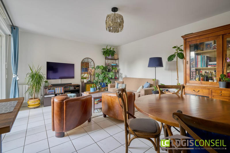 Appartement - 83 m² - 4 pièces