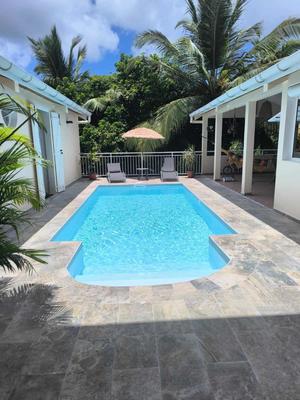 Maison - 208 m² - 8 pièces