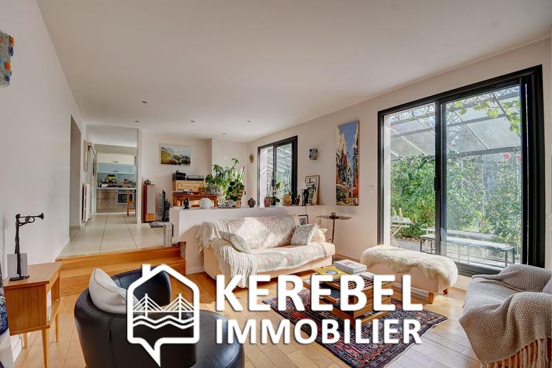 Maison - 180 m² - 7 pièces