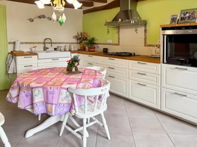 Maison - 170 m² - 5 pièces