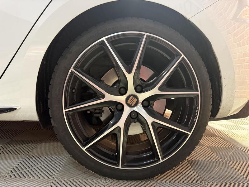 Seat Leon 2.0 Tsi 290 Cupra Performance Dsg7