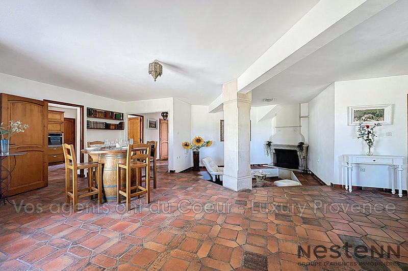 Villa - 158 m² - 6 pièces