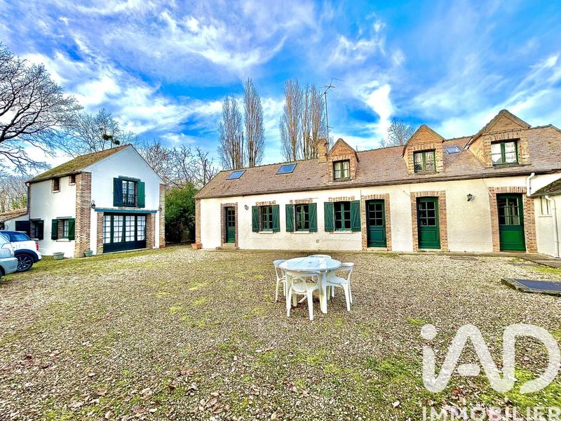 Maison - 165 m² - 8 pièces