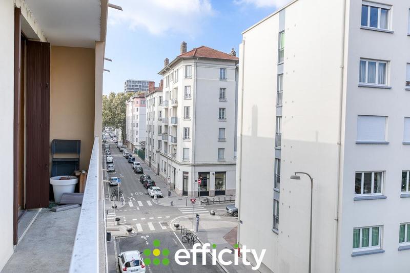 Appartement - 95 m² - 4 pièces