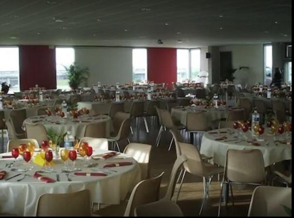 Local commercial - 816 m²