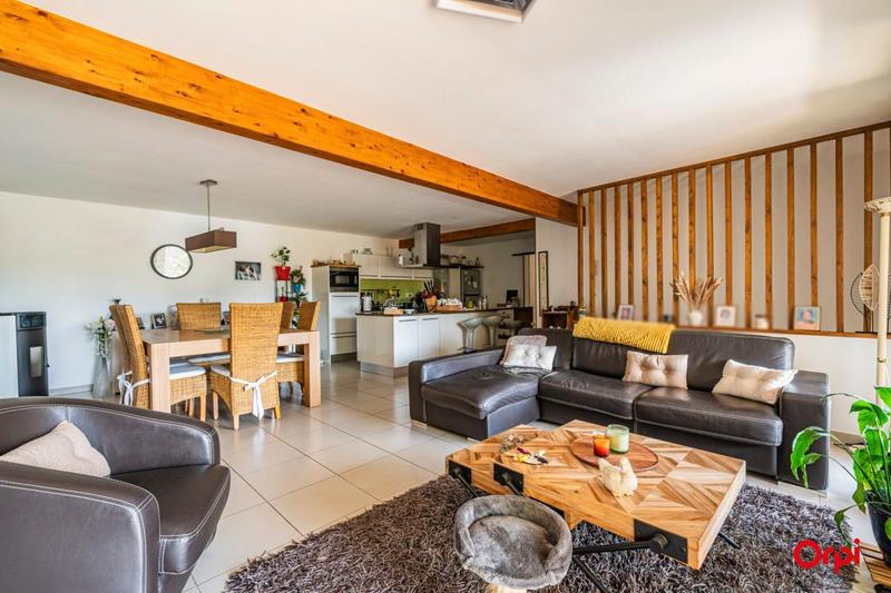 Appartement - 100 m² - 3 pièces