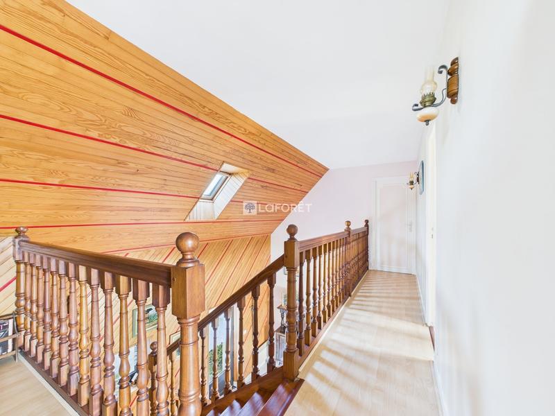 Maison traditionnelle - 120 m² - 5 pièces