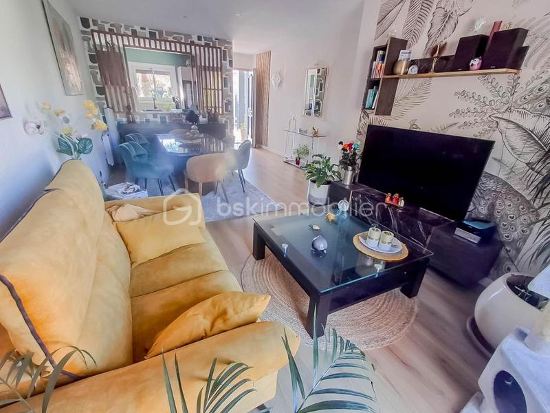 Maison - 80 m² - 5 pièces