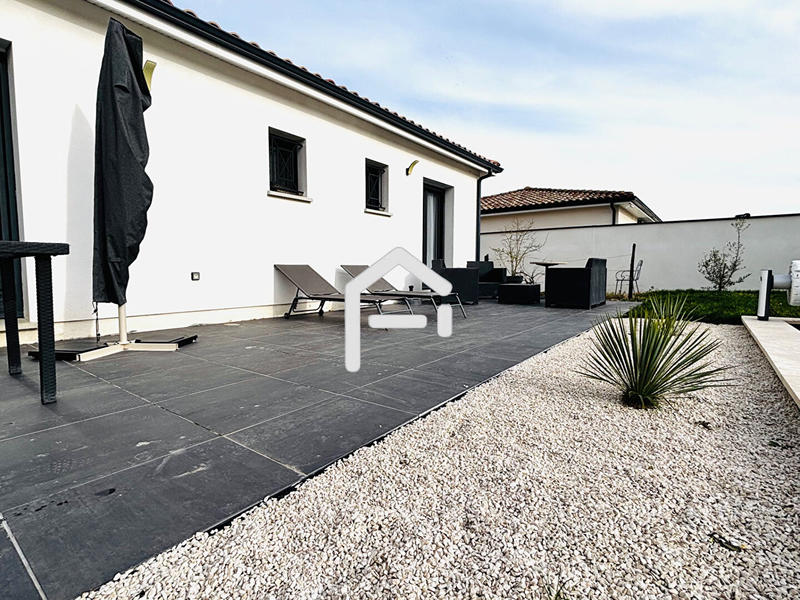 Maison - 110 m² - 4 pièces