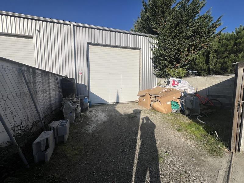 Local d'activités - 226 m² - 5 pièces