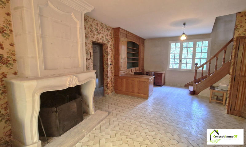 Maison - 235 m² - 8 pièces