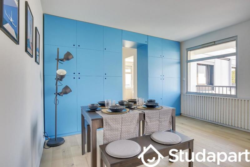 Chambre - 10 m² - 1 pièce