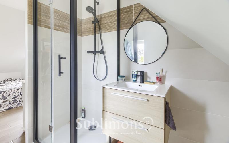 Maison - 87 m² - 5 pièces