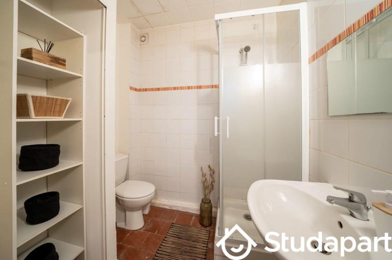 Appartement - 15 m² - 1 pièce