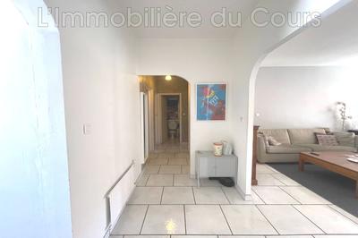 Appartement - 100 m² - 5 pièces