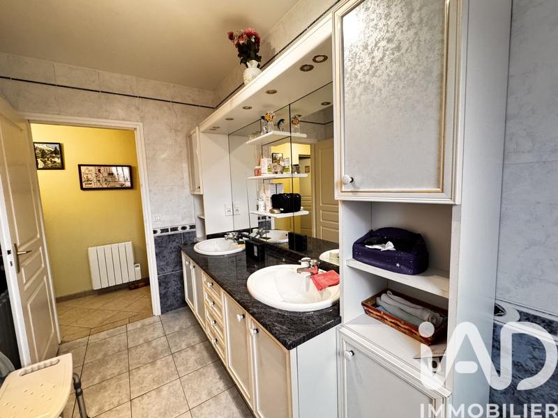 Maison - 130 m² - 4 pièces