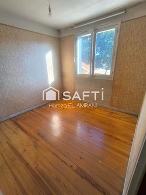 Maison - 80 m² - 5 pièces