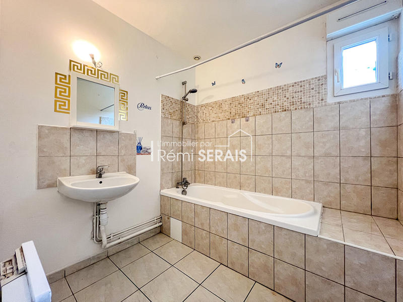 Maison - 96 m² - 4 pièces