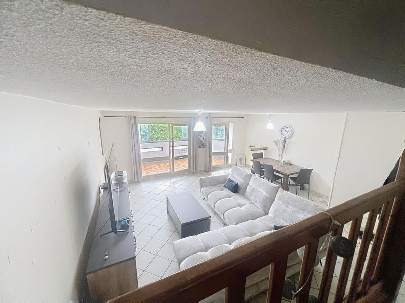 Appartement - 107 m² - 5 pièces