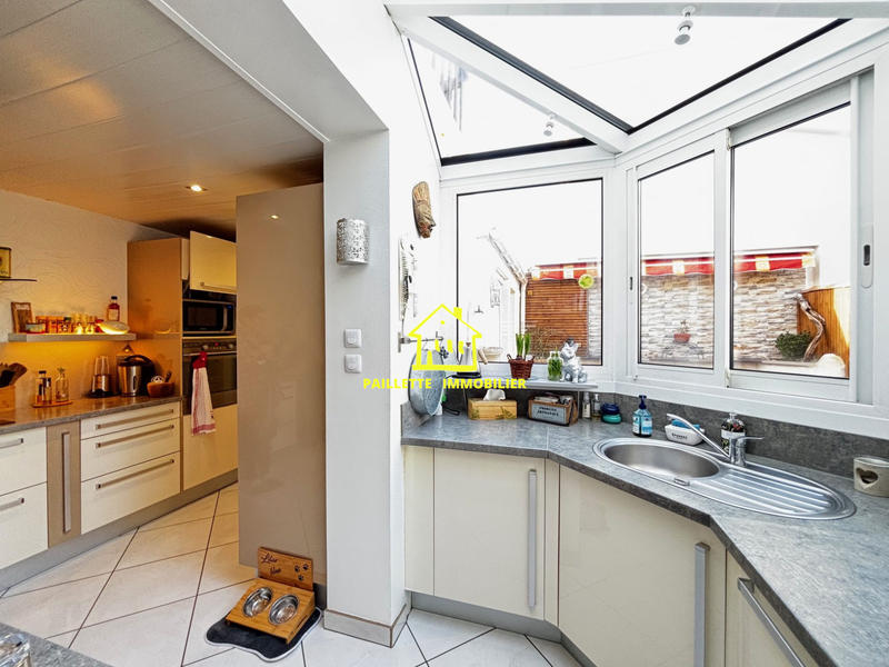 Maison - 93 m² - 4 pièces