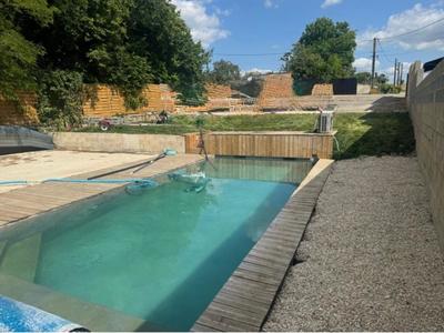 Maison - 195 m² - 7 pièces