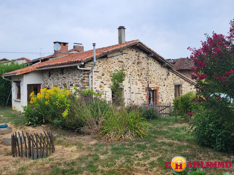 Maison traditionnelle - 86 m² - 4 pièces