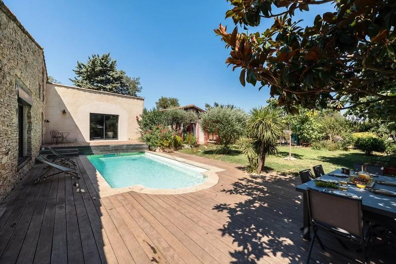 Maison - 256 m² - 8 pièces