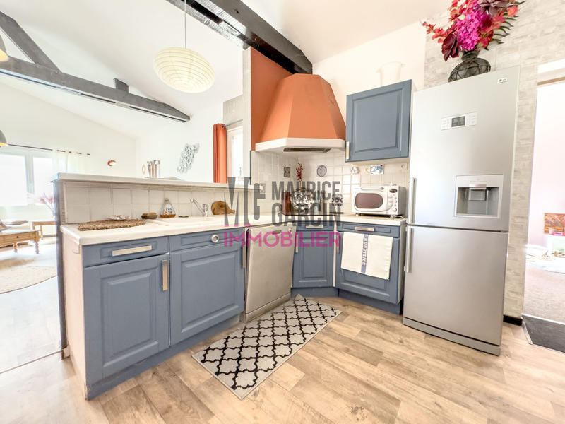 Maison - 300 m² - 10 pièces