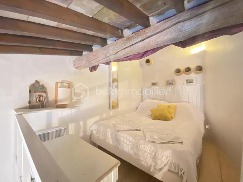 Demeure - 220 m² - 6 pièces