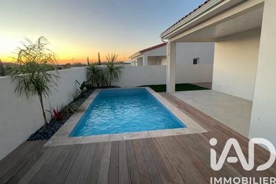 Maison - 105 m² - 4 pièces