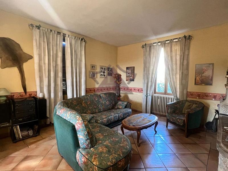 Maison en pierre - 152 m² - 7 pièces