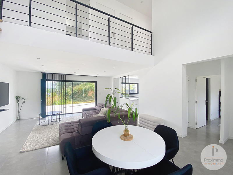 Maison - 128 m² - 5 pièces