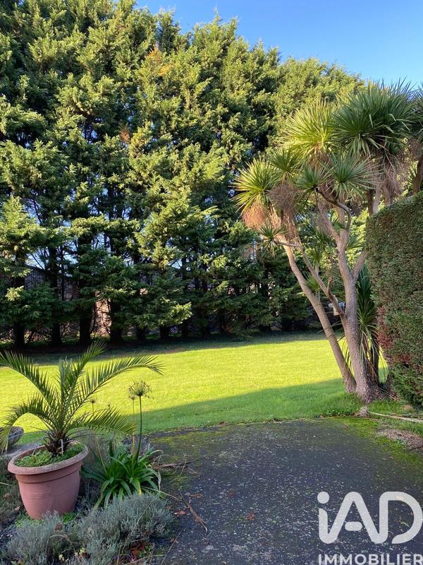 Maison - 286 m² - 13 pièces