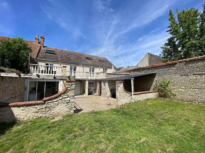 Maison - 130 m² - 5 pièces