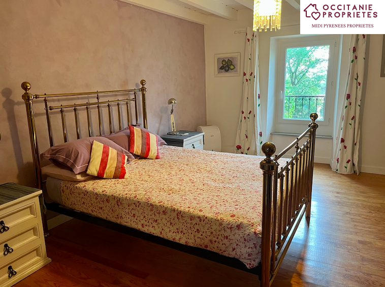 Corps de ferme - 412 m² - 10 pièces