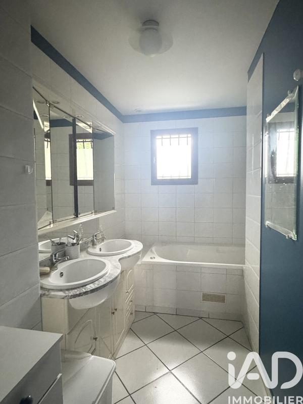 Maison - 91 m² - 5 pièces