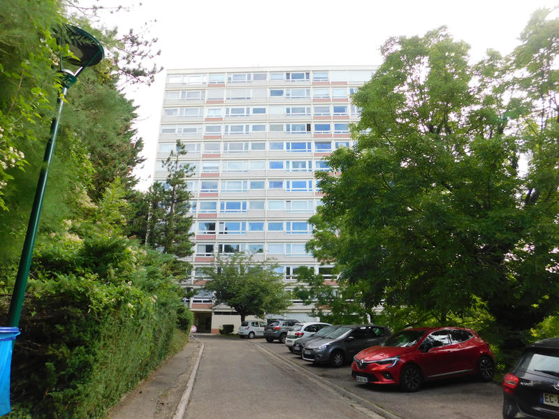 Appartement - 66 m² - 4 pièces