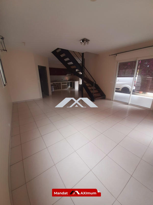 Maison - 83 m² - 3 pièces