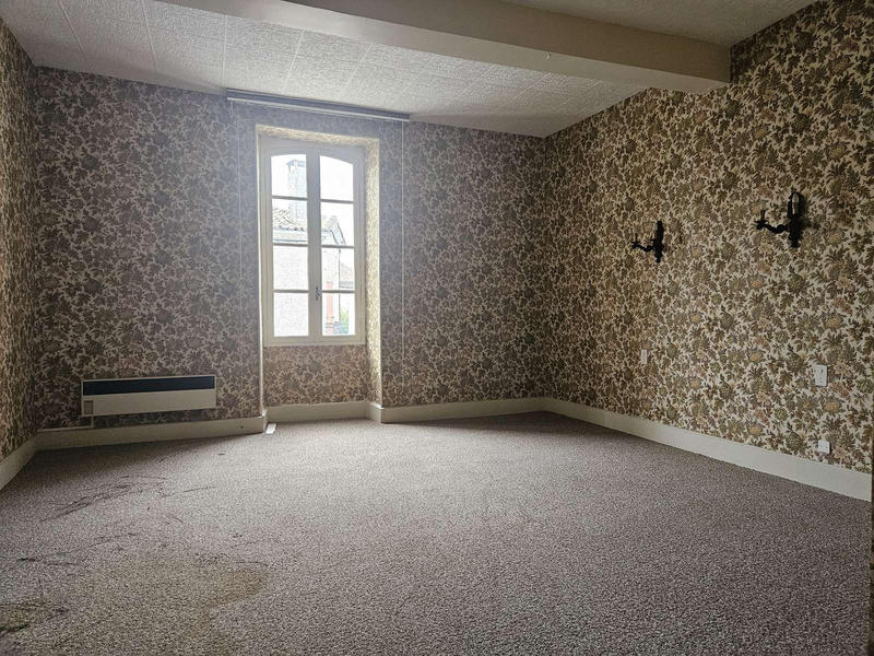 Maison - 180 m² - 7 pièces