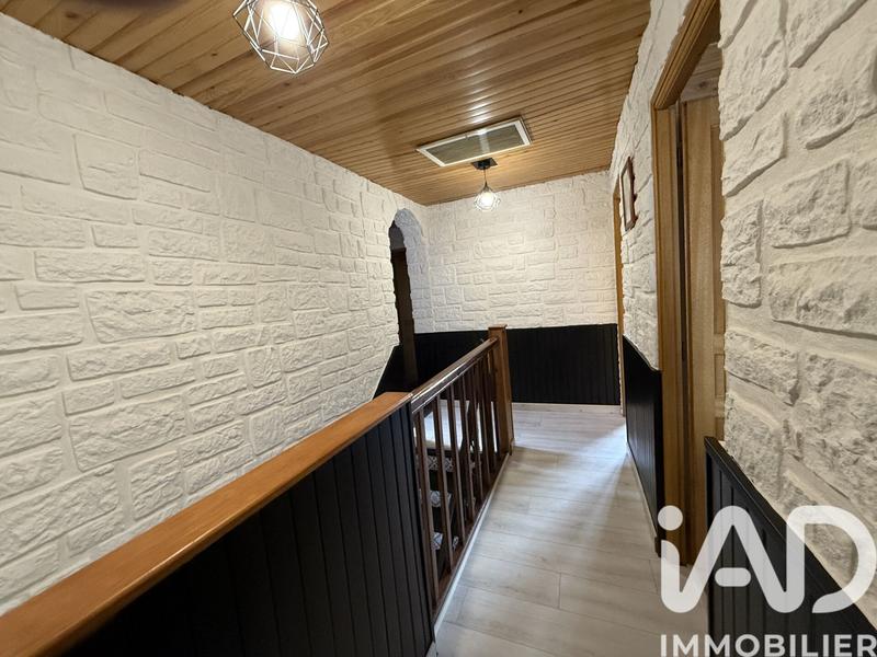 Maison - 121 m² - 5 pièces