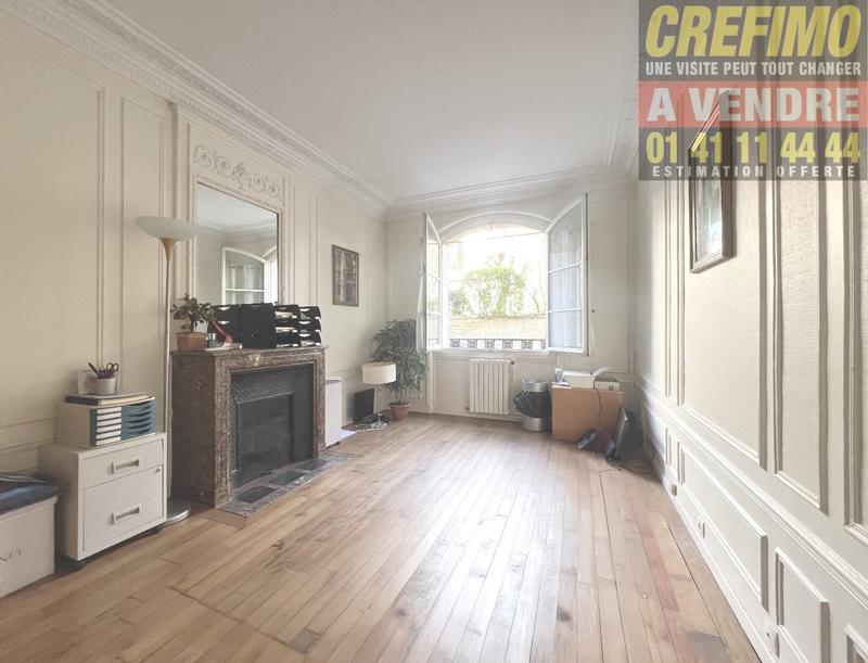 Appartement haussmannien - 50 m² - 2 pièces