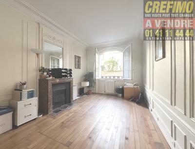 Appartement haussmannien - 50 m² - 2 pièces