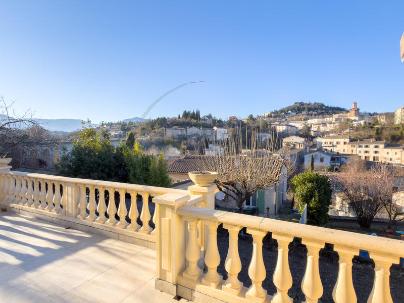 Maison - 63 m² - 3 pièces