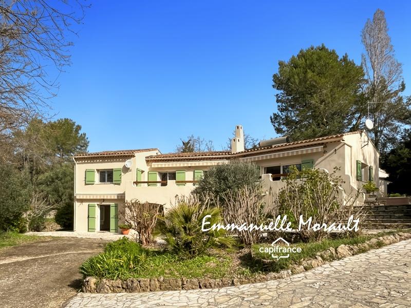 Villa - 210 m² - 7 pièces