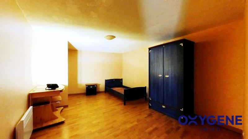 Appartement - 110 m² - 6 pièces