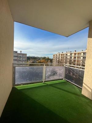 Appartement - 94 m² - 4 pièces